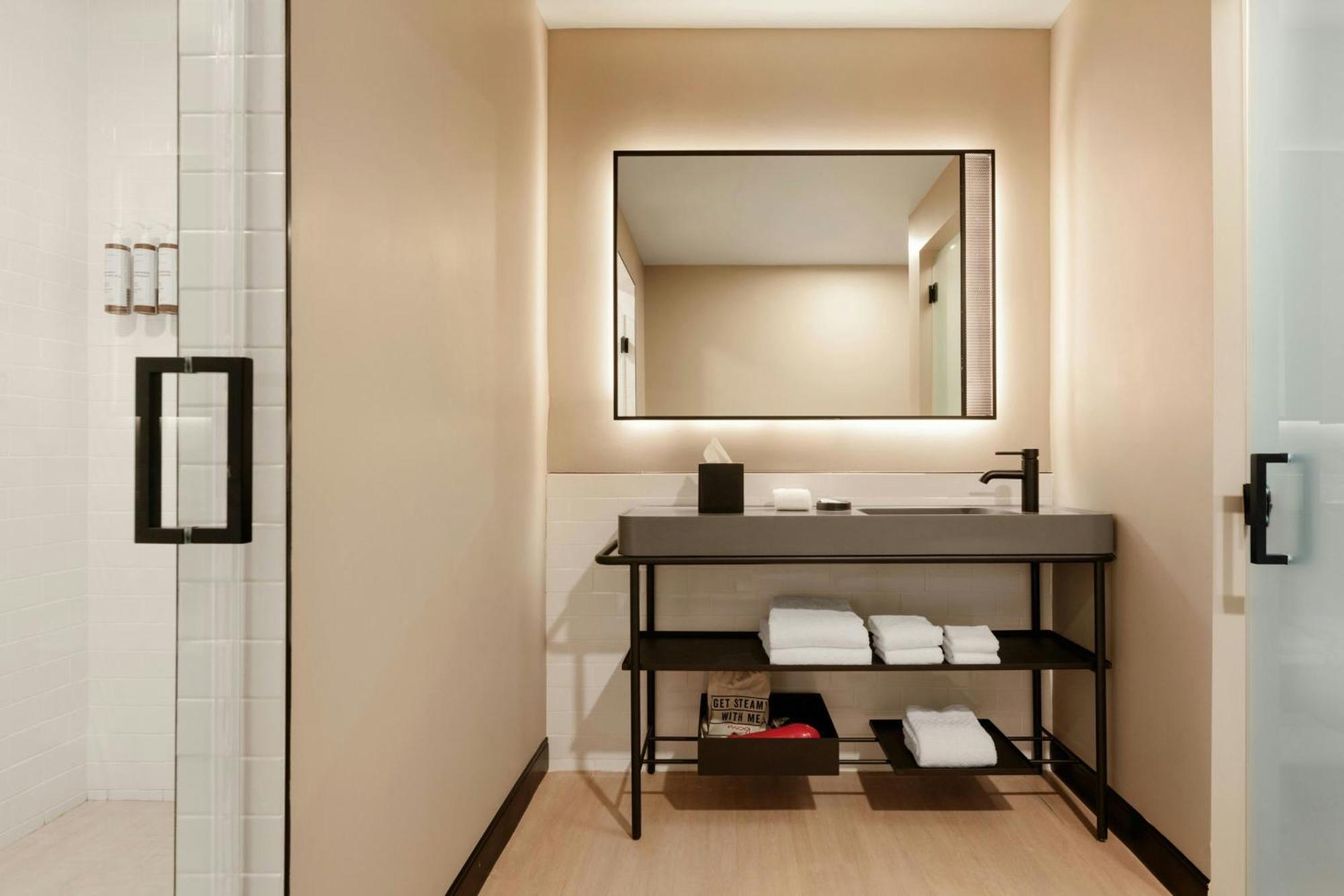 Moxy Miami Wynwood Hotell Exteriör bild
